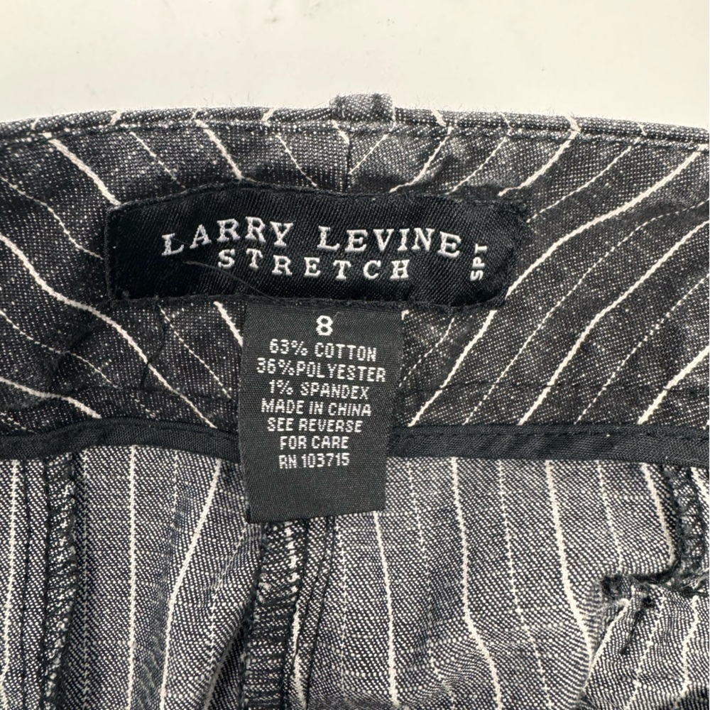 Larry Levine Capri Women's Pants‎ Size 8 Stretch Cuffed Grey with White Stripes - Picture 5 of 5